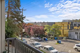 2253 Gilman Dr W, Seattle, WA 98119 - Photo 7