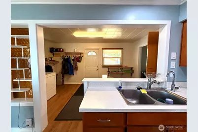 18 Cherry Avenue W, Omak, WA 98841 - Photo 11