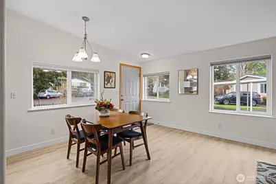 19224 129th Court NE, Bothell, WA 98011 - Photo 9