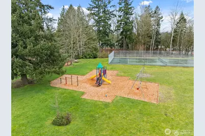 19224 129th Court NE, Bothell, WA 98011 - Photo 35