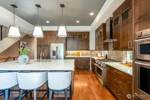 205 4th Ct S, Kirkland, WA 98033 - Photo 9