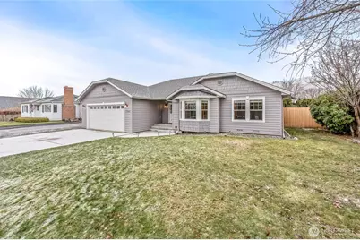 1503 Castlerock Avenue, Wenatchee, WA 98801 - Photo 1