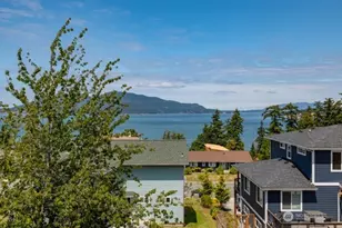 3706 W 3rd St, Anacortes, WA 98221 - Photo 23