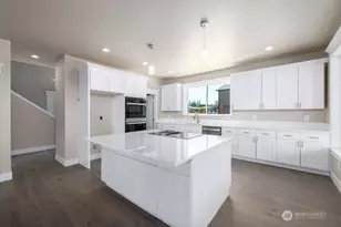 3706 W 3rd St, Anacortes, WA 98221 - Photo 17