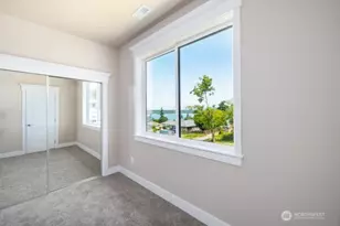 3706 W 3rd St, Anacortes, WA 98221 - Photo 11