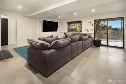 19303 Olympic View Drive, Edmonds, WA 98020 - Photo 29