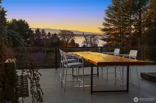 19303 Olympic View Dr, Edmonds, WA 98020 - Photo 3