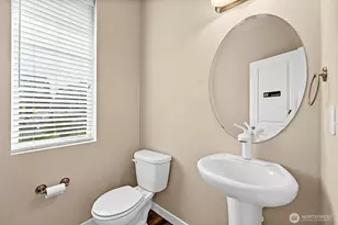 8131 152nd St Ct E, Puyallup, WA 98375 - Photo 11