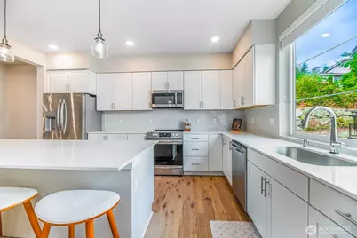 6633 NE 188th Court #5, Kenmore, WA 98028 - Photo 7