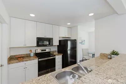 1025 12th Street, Bremerton, WA 98337 - Photo 11