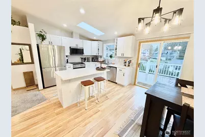 9817 12th Place NE, Lake Stevens, WA 98258 - Photo 5