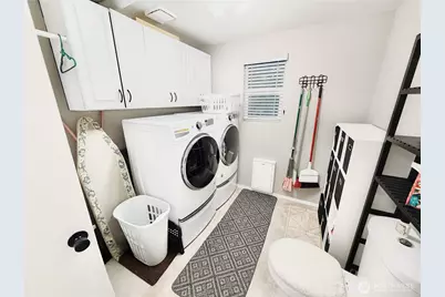 9817 12th Place NE, Lake Stevens, WA 98258 - Photo 17