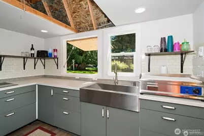 170 E Pickering Drive, Shelton, WA 98584 - Photo 9