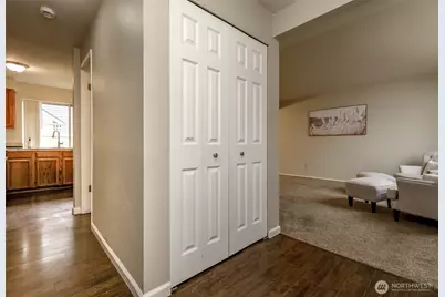 12105 SE 261st Court, Kent, WA 98030 - Photo 3