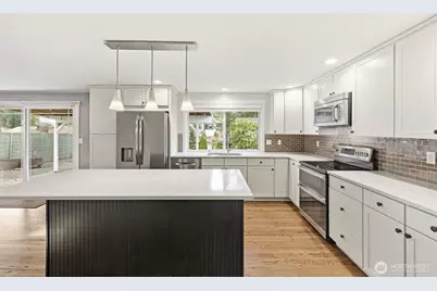 1412 Evergreen Place, Fircrest, WA 98466 - Photo 11