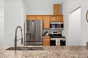 1201 13th St, Bellingham, WA 98225 - Photo 11