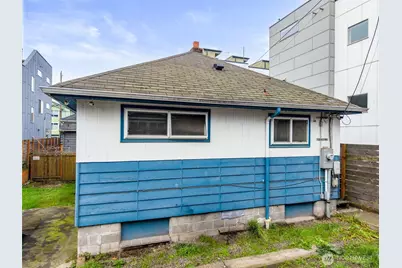 6666 Carleton Avenue S, Seattle, WA 98108 - Photo 1