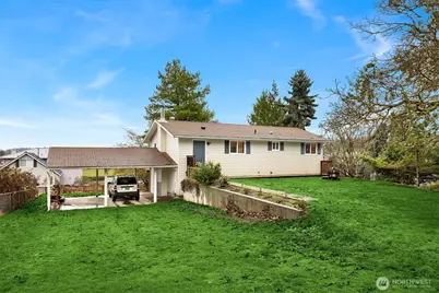 609 NW Broadway Street, Coupeville, WA 98239 - Photo 3