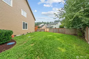 12221 184th Ave E, Bonney Lake, WA 98391 - Photo 5