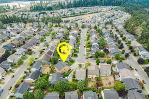 12221 184th Ave E, Bonney Lake, WA 98391 - Photo 3