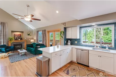 3949 Lakemont Road, Bellingham, WA 98226 - Photo 13