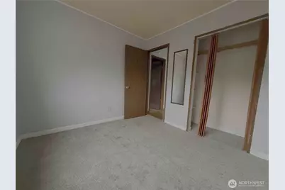 425 Sunnyhill Road W, Bremerton, WA 98312 - Photo 11