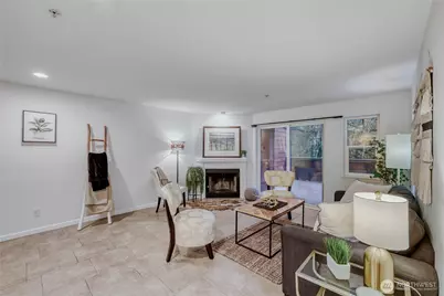 15805 Waynita Way NE #D107, Bothell, WA 98011 - Photo 3