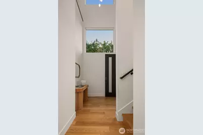 11909 90th Avenue NE, Kirkland, WA 98034 - Photo 19