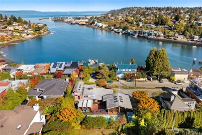 3653 W Commodore Way, Seattle, WA 98199 - Photo 3