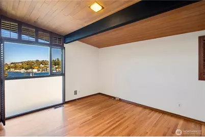 3653 W Commodore Way, Seattle, WA 98199 - Photo 19