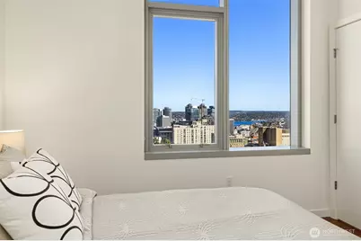 800 Columbia Street #2505, Seattle, WA 98104 - Photo 7
