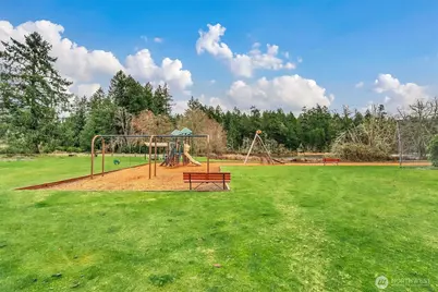 10110 Selma Circle, Anderson Island, WA 98303 - Photo 9