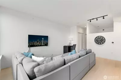 590 1st Avenue S #713, Seattle, WA 98104 - Photo 5