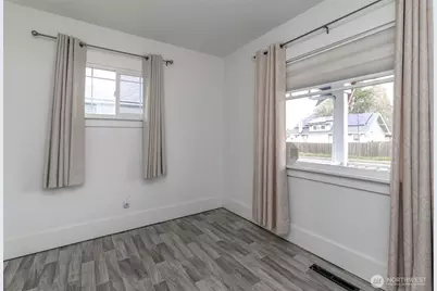 1412 S 38th Street, Tacoma, WA 98418 - Photo 5