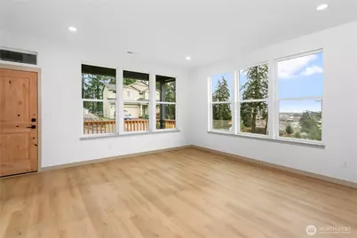 2333 W Castleman Street, Longview, WA 98632 - Photo 3