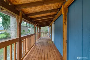 20402 114th St E, Bonney Lake, WA 98391 - Photo 15