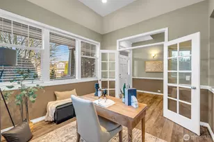 22525 SE 15th Pl, Sammamish, WA 98075 - Photo 5