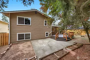 17610 161st Ave SE, Renton, WA 98058 - Photo 9