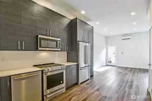 1919 24th Ave S, Seattle, WA 98144 - Photo 3