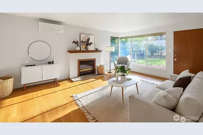 11144 Woodward Avenue S, Seattle, WA 98178 - Photo 3