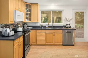 24315 104th Pl W, Edmonds, WA 98020 - Photo 9