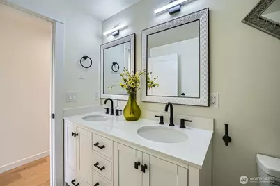 5930 18th Avenue S, Seattle, WA 98108 - Photo 17