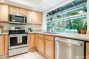 3710 Beazer Rd, Bellingham, WA 98226 - Photo 11