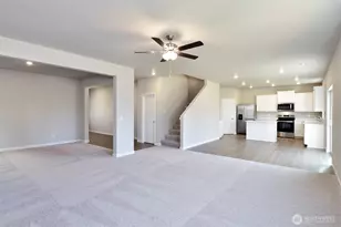 9714 Hay St SE, Yelm, WA 98597 - Photo 5