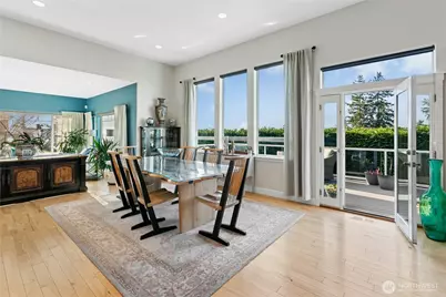 218 S 210th Street, Des Moines, WA 98198 - Photo 9