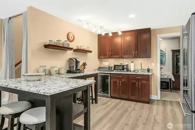 218 S 210th Street, Des Moines, WA 98198 - Photo 23