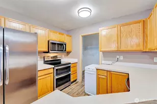 20702 190th Ave E, Orting, WA 98360 - Photo 7