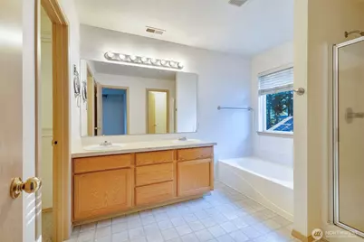 20702 190th Avenue E, Orting, WA 98360 - Photo 15