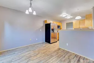 20702 190th Ave E, Orting, WA 98360 - Photo 5