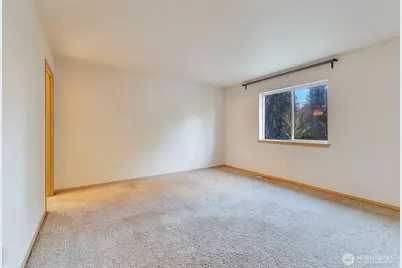 20702 190th Avenue E, Orting, WA 98360 - Photo 11